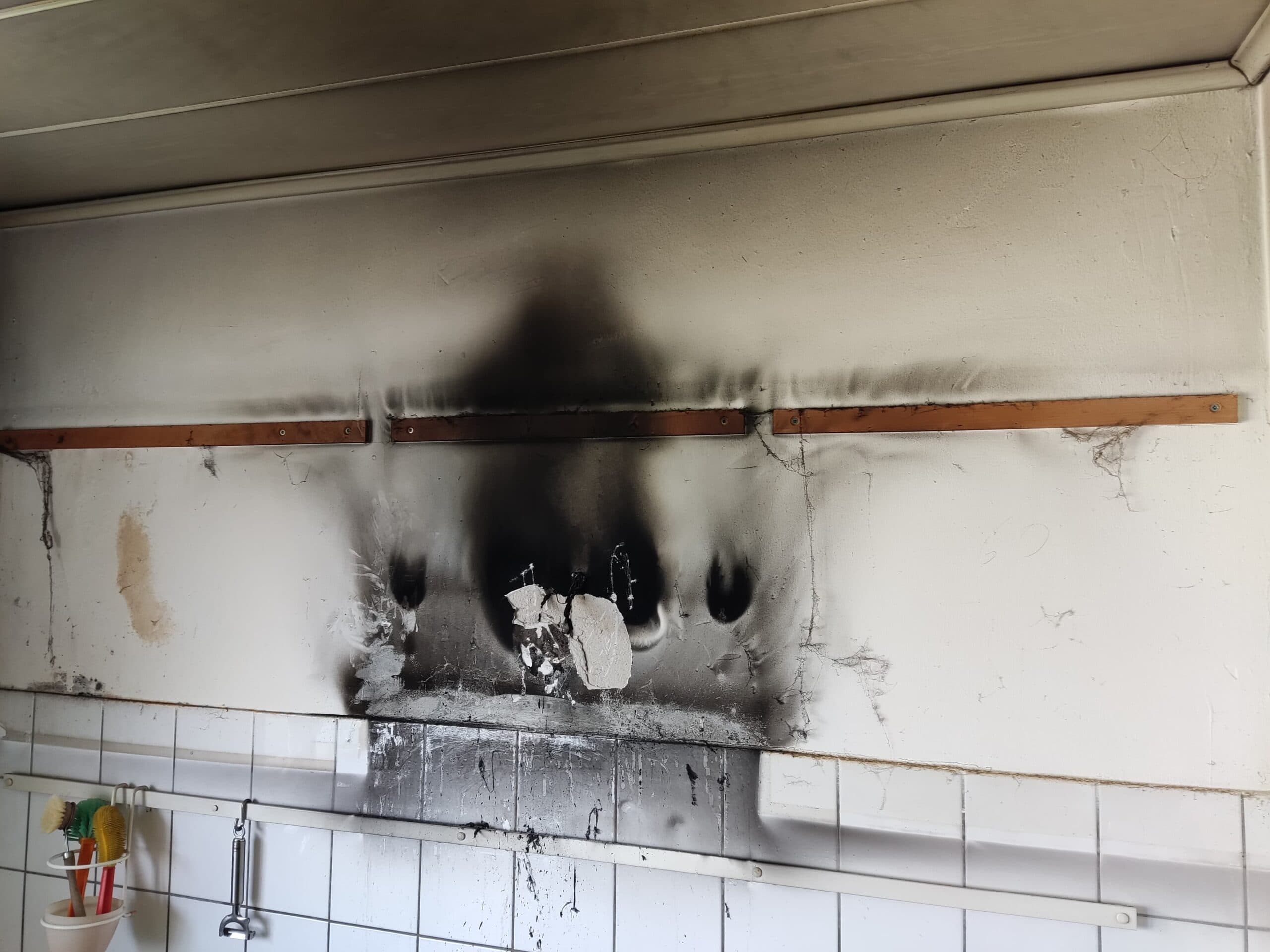 Brand in Küche