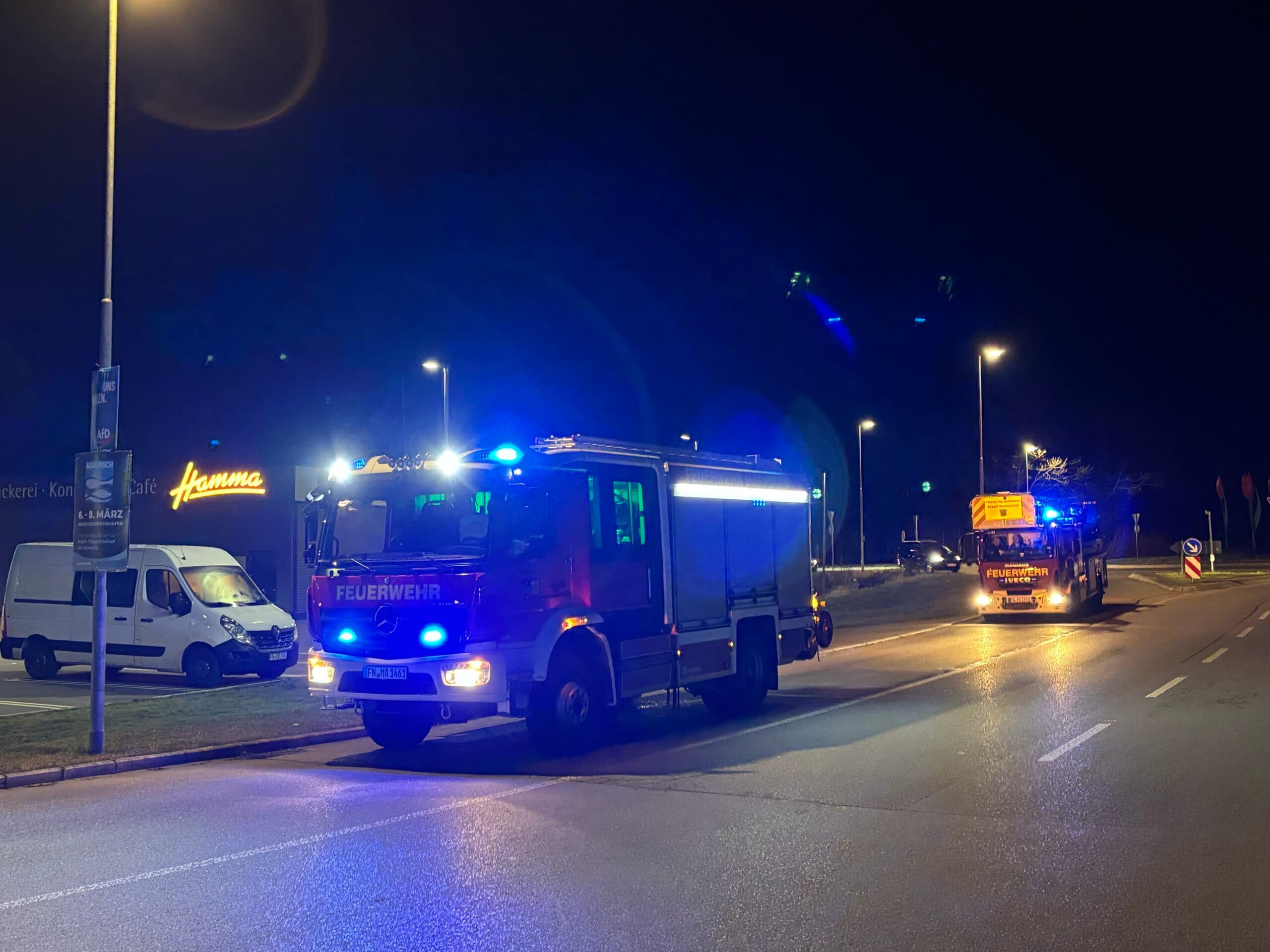 B BRAND-, GEFAHRENMELDEANLAGE - Handdruckmelder betätigt